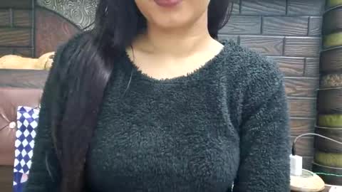 Snapshot of dollmeenu chatting on October 2025 05:42:02 AM dollmeenu online show from October 2025 05:42:02 AM