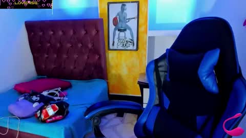 dolly_boob online show from February 2026 04:35:01 AM