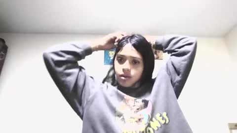 Loli online show from October 2025 03:07:01 AM