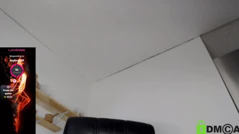 Snapshot of dolly_sun chatting on June 2026 10:15:01 AM ILONA online show from June 2026 10:15:01 AM
