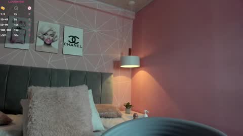 Call me Zoe  online show from January 2025 10:51:01 AM