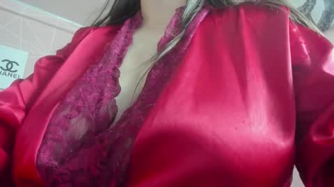 Call me Zoe  online show from January 2026 04:40:01 AM