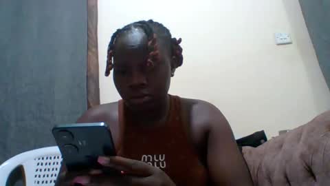 dollyvee online show from November 2025 04:11:02 PM