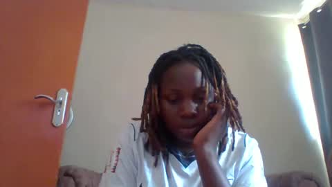 Snapshot of dollyvee chatting on May 2026 10:55:02 AM dollyvee online show from May 2026 10:55:02 AM