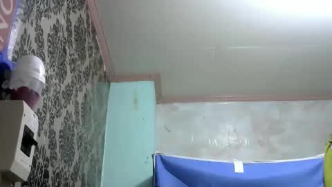 Dolores online show from September 2025 09:03:01 PM