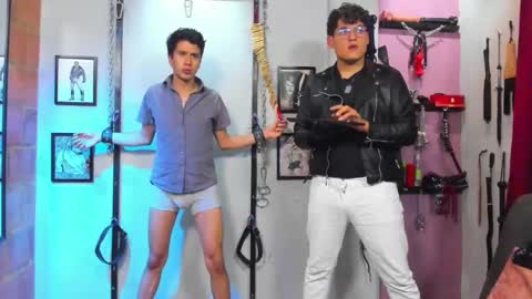 Snapshot of dom2travelers_sm chatting on March 2025 11:03:02 PM Diego Castell online show from March 2025 11:03:02 PM