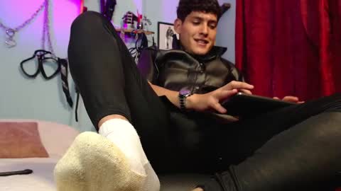 Diego Castell online show from November 2025 09:36:01 PM