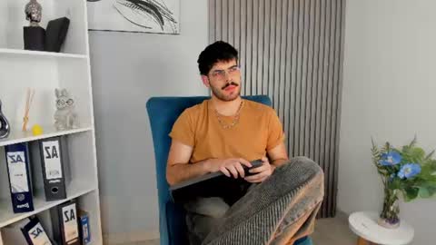 Snapshot of domboy_ chatting on June 2026 08:00:02 PM domboy online show from June 2026 08:00:02 PM