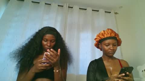 Snapshot of domecesy chatting on January 2026 02:43:01 PM Amarie noels online show from January 2026 02:43:01 PM