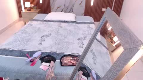 domenica online show from October 2025 12:15:01 PM