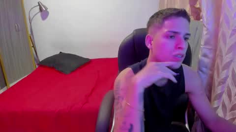 Snapshot of domi_master chatting on October 2025 12:47:01 AM MASTER online show from October 2025 12:47:01 AM