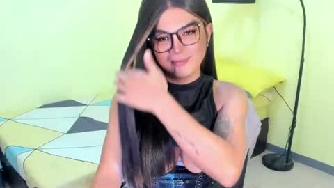 Snapshot of domina_angela chatting on June 2026 09:04:01 PM ANGELA online show from June 2026 09:04:01 PM