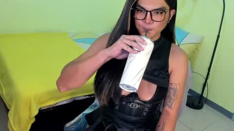Snapshot of domina_angela chatting on July 2026 08:41:01 PM ANGELA online show from July 2026 08:41:01 PM