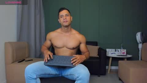 Snapshot of domincrodriguez_119 chatting on March 2026 12:06:02 PM domincrodriguez_119 online show from March 2026 12:06:02 PM