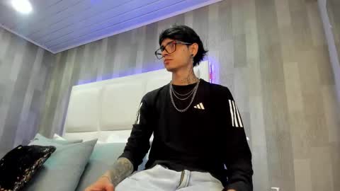 Dominic foox online show from February 2026 01:51:01 PM