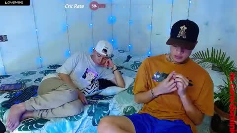 Snapshot of dominic_hanks chatting on February 2025 10:15:02 AM DOMINIC AND ANDREW online show from February 2025 10:15:02 AM