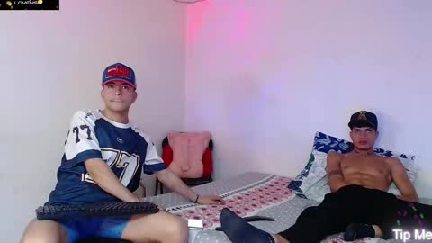 DOMINIC AND ANDREW online show from November 2025 07:43:01 AM