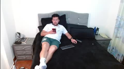 Snapshot of dominic_lux chatting on April 2026 03:15:02 AM dominic_lux online show from April 2026 03:15:02 AM