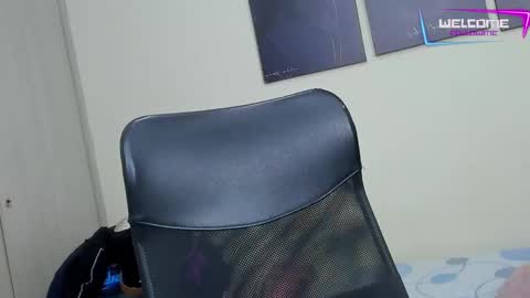 Snapshot of dominic_silva chatting on January 2025 06:38:01 PM Dominic online show from January 2025 06:38:01 PM