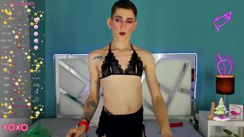 Snapshot of dominic_thailor chatting on December 2024 03:19:02 PM Dominic online show from December 2024 03:19:02 PM