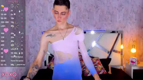 Snapshot of dominic_thailor chatting on September 2025 02:19:01 PM Dominic online show from September 2025 02:19:01 PM