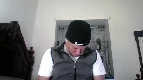 luis online show from April 2026 07:11:02 PM