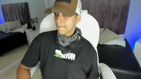 Snapshot of dominick_joness chatting on January 2025 11:46:01 PM Dominick  online show from January 2025 11:46:01 PM
