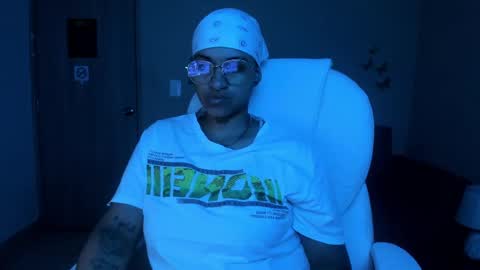 Snapshot of dominick_joness chatting on October 2025 11:58:02 PM Dominick  online show from October 2025 11:58:02 PM