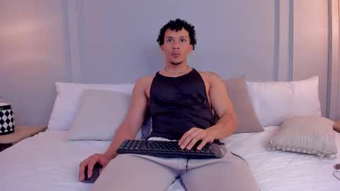 Dominick Star online show from January 2026 04:26:01 AM