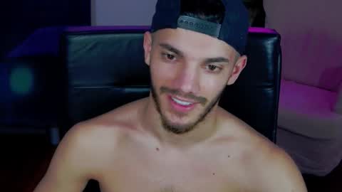 dominicvalente online show from November 2025 09:03:02 PM