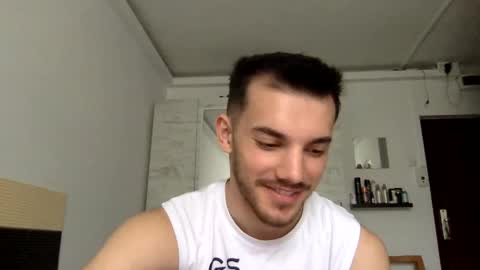 Snapshot of dominicvalente chatting on June 2026 12:00:02 PM dominicvalente online show from June 2026 12:00:02 PM