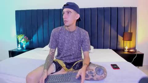 Snapshot of dominik_thompson777 chatting on September 2025 04:03:01 AM dominik_thompson777 online show from September 2025 04:03:01 AM