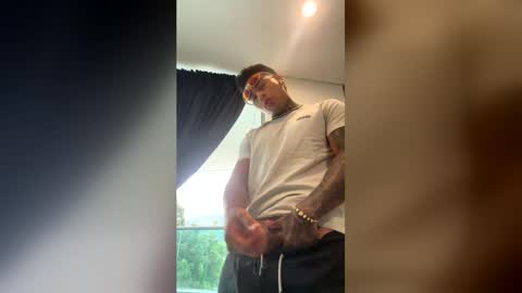 Only fans Ronnie col---InstaRonniecolleman  online show from April 2026 01:55:02 PM