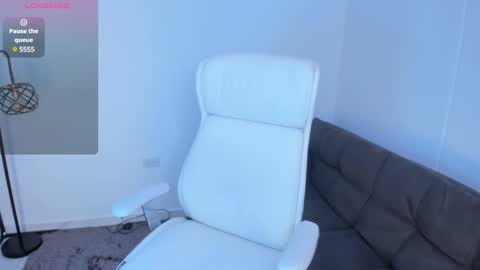 Snapshot of dominique_21x chatting on February 2025 03:15:01 AM DOMINIC online show from February 2025 03:15:01 AM