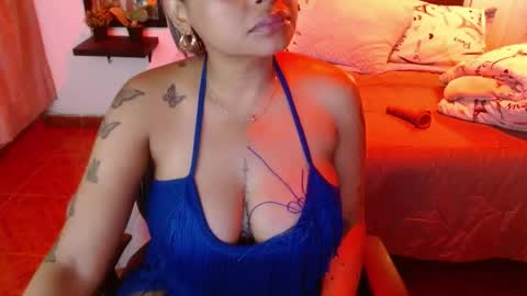 Snapshot of domink_gilr chatting on May 2026 07:16:01 AM D O M I N K online show from May 2026 07:16:01 AM