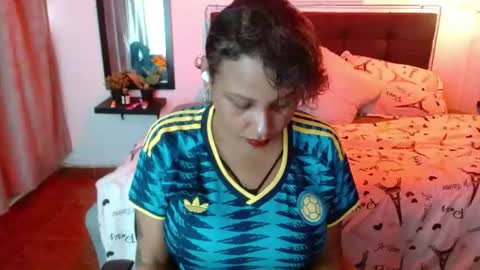 Snapshot of domink_gilr chatting on June 2026 07:41:02 PM D O M I N K online show from June 2026 07:41:02 PM