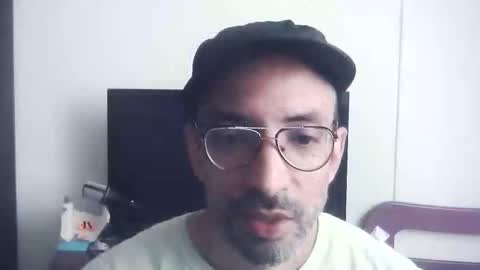 Snapshot of don__chi chatting on December 2024 03:23:01 PM don__chi online show from December 2024 03:23:01 PM