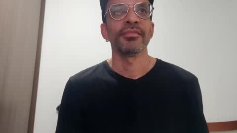 Snapshot of don__chi chatting on February 2025 10:58:01 PM don__chi online show from February 2025 10:58:01 PM