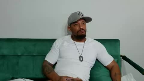 Snapshot of dong_masterson chatting on February 2026 06:31:01 PM Gifted online show from February 2026 06:31:01 PM