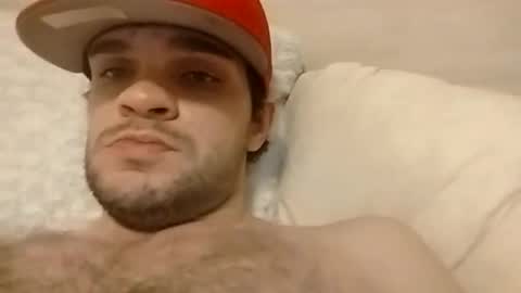 Snapshot of donglish718856 chatting on January 2026 09:01:01 AM donglish718856 online show from January 2026 09:01:01 AM