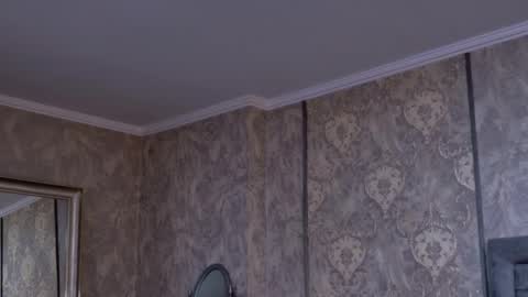 Donna online show from November 2025 07:25:02 PM