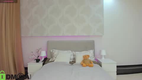 Donna On GMT2 Mon-Fri 3-9 AM online show from February 2026 11:55:01 PM