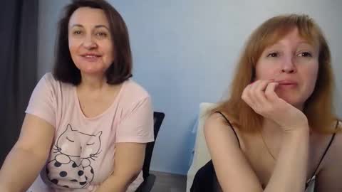 Tatiana 43 curvy sexy body and Joanna redhead 39 years online show from February 2026 07:39:02 AM