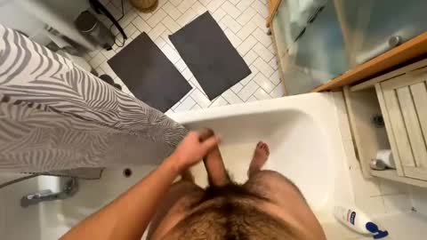 Snapshot of donp98 chatting on January 2025 07:41:01 AM Paolodinhero online show from January 2025 07:41:01 AM