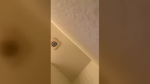 doodlez224472 online show from April 2026 08:01:02 PM