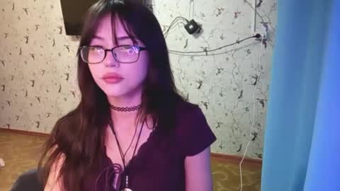 Snapshot of doretharuschak chatting on June 2026 03:54:02 PM Aimi online show from June 2026 03:54:02 PM