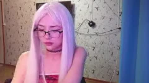 Snapshot of doretharuschak chatting on June 2026 12:19:01 PM Aimi online show from June 2026 12:19:01 PM