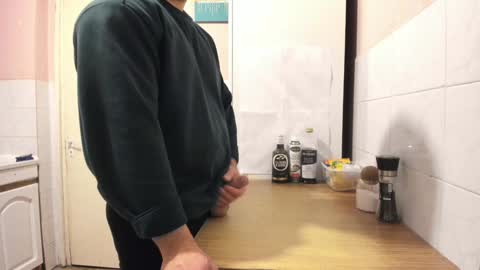 menu  below online show from December 2024 09:08:02 PM