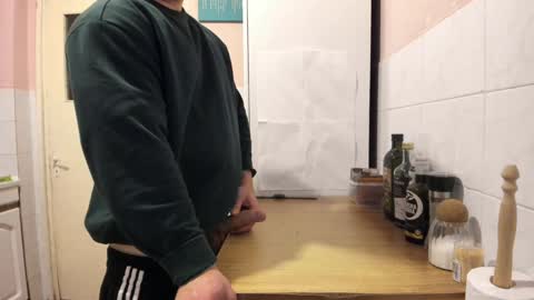 menu  below online show from January 2025 09:22:01 PM