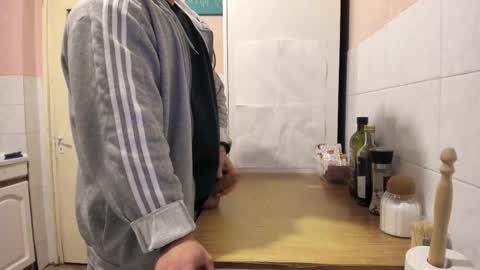 menu  below online show from February 2025 03:12:02 PM